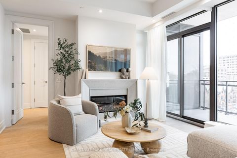 Photo 11 at 501 - 10 Prince Arthur Avenue, Annex, Toronto