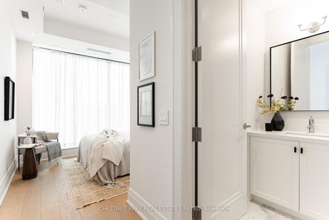 Photo 26 at 501 - 10 Prince Arthur Avenue, Annex, Toronto