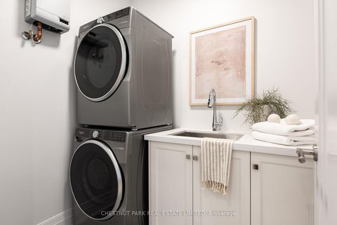 Photo 29 at 501 - 10 Prince Arthur Avenue, Annex, Toronto