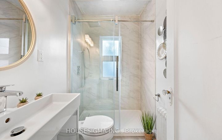 Photo 13 at 4 Parker Avenue, Queensway, Toronto