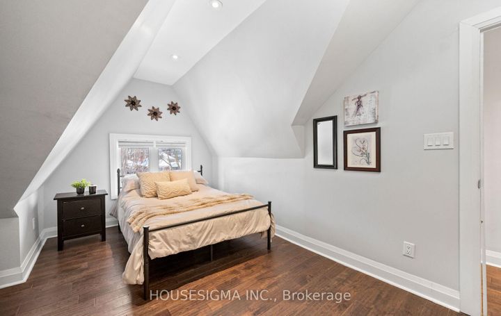 Photo 28 at 4 Parker Avenue, Queensway, Toronto