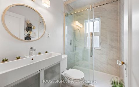 Photo 14 at 4 Parker Avenue, Queensway, Toronto