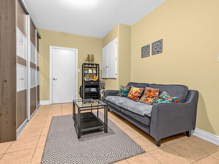 Photo 19 at 69 B Elm Grove Avenue, Oak Ridges, Richmond Hill