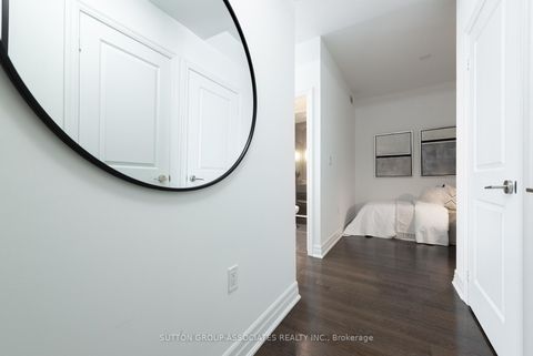 Photo 10 at 3212 - 8 The Esplanade Avenue, Waterfront Communities C8, Toronto