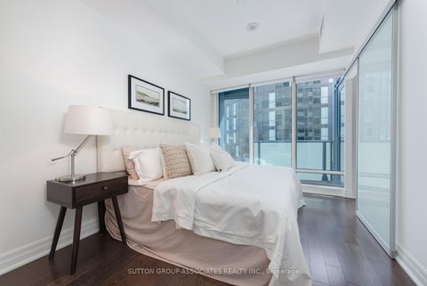 Photo 12 at 3212 - 8 The Esplanade Avenue, Waterfront Communities C8, Toronto