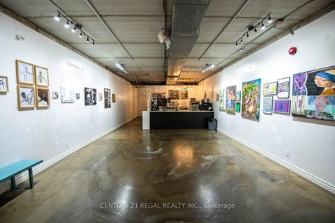 Photo 2 at 1110 Dundas Street W, Bellwoods, Toronto