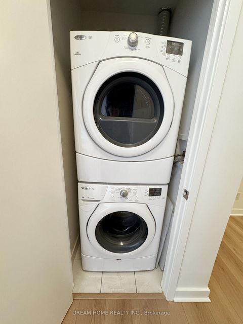 Photo 8 at 1106 - 295 Adelaide Street W, Waterfront Communities C1, Toronto