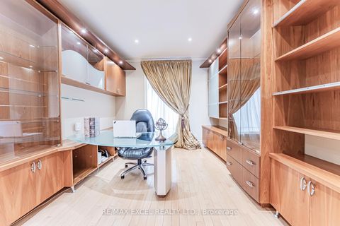 Photo 12 at 171 Lawrie Road, Beverley Glen, Vaughan