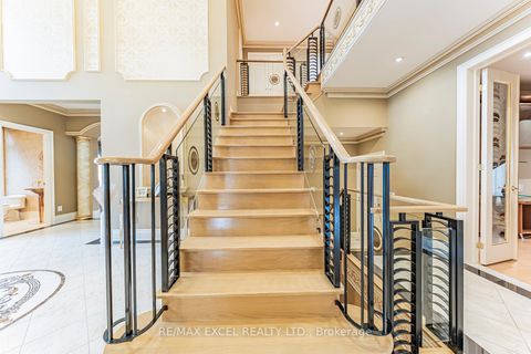 Photo 18 at 171 Lawrie Road, Beverley Glen, Vaughan