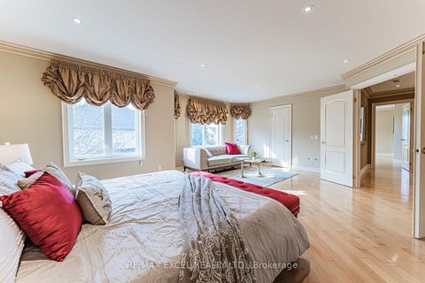 Photo 22 at 171 Lawrie Road, Beverley Glen, Vaughan