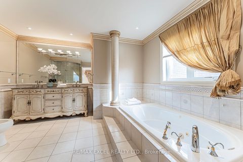 Photo 23 at 171 Lawrie Road, Beverley Glen, Vaughan