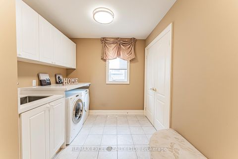 Photo 33 at 171 Lawrie Road, Beverley Glen, Vaughan