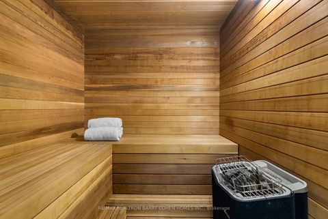 Photo 33 at 19 Country Lane, York Mills, Toronto