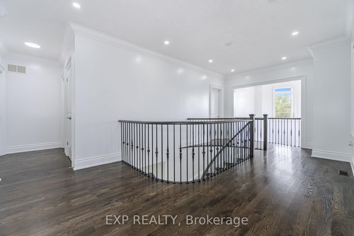 Photo 21 at 190 Torrey Pines Road, Kleinburg, Vaughan