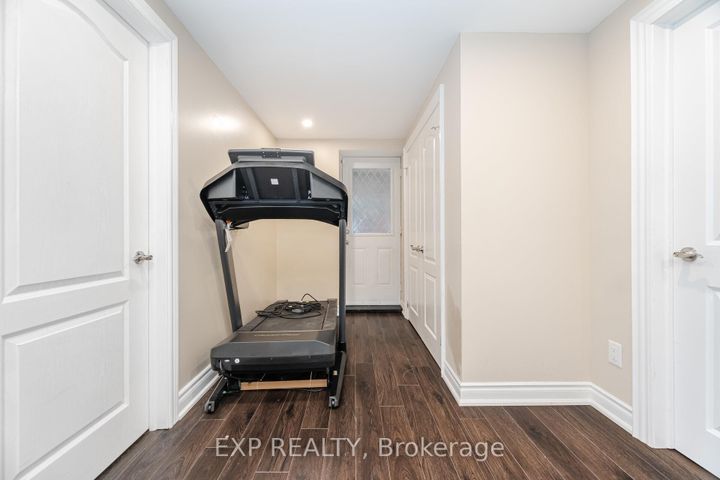 Photo 38 at 190 Torrey Pines Road, Kleinburg, Vaughan