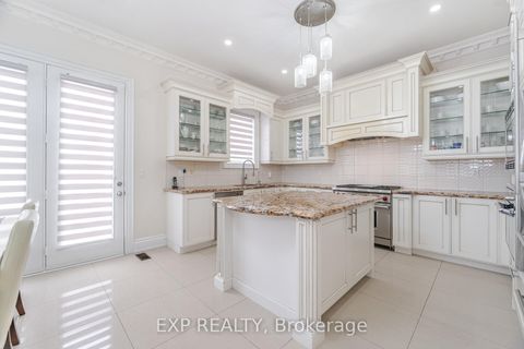 Photo 10 at 190 Torrey Pines Road, Kleinburg, Vaughan