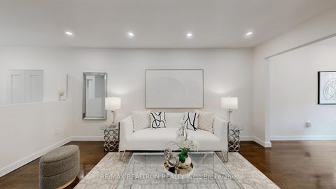 Photo 10 at 75 Rose Branch Drive, Devonsleigh, Richmond Hill