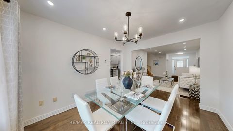 Photo 13 at 75 Rose Branch Drive, Devonsleigh, Richmond Hill