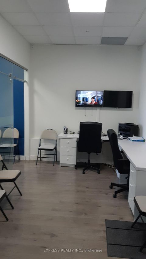 Photo 7 at 1002 - 4789 Yonge Street, Willowdale East, Toronto