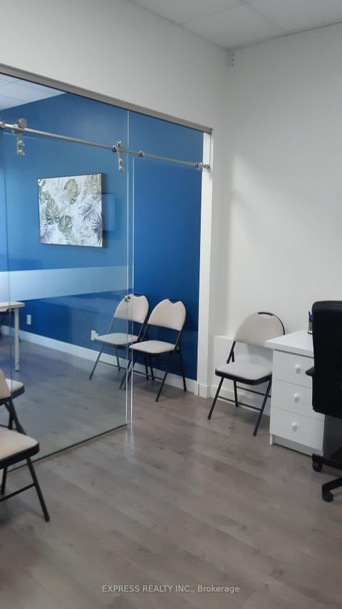 Photo 8 at 1002 - 4789 Yonge Street, Willowdale East, Toronto