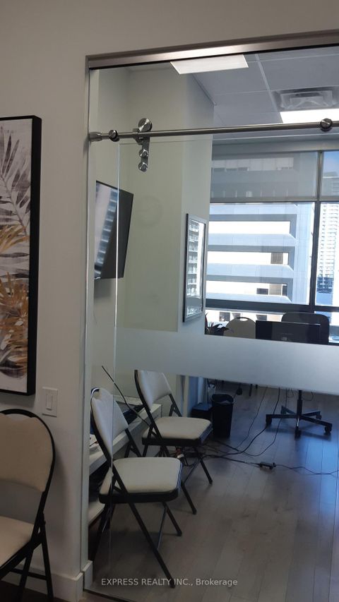 Photo 13 at 1002 - 4789 Yonge Street, Willowdale East, Toronto