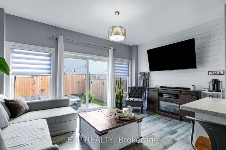 Photo 2 at 688 Dunn Avenue, Parkview, Hamilton