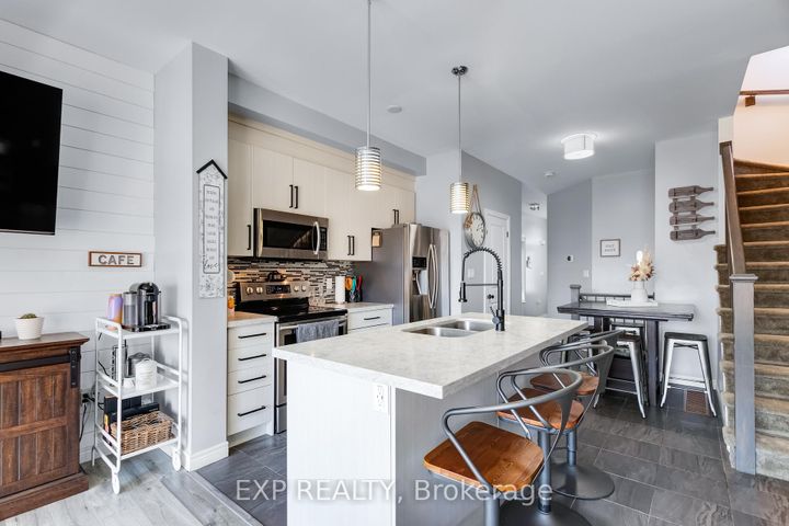 Photo 9 at 688 Dunn Avenue, Parkview, Hamilton