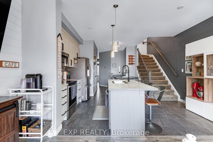 Photo 12 at 688 Dunn Avenue, Parkview, Hamilton