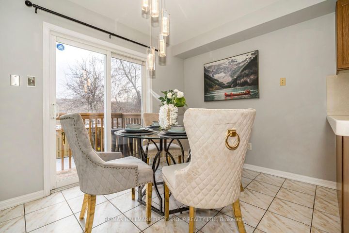 Photo 12 at 1636 Sarasota Crescent, Samac, Oshawa