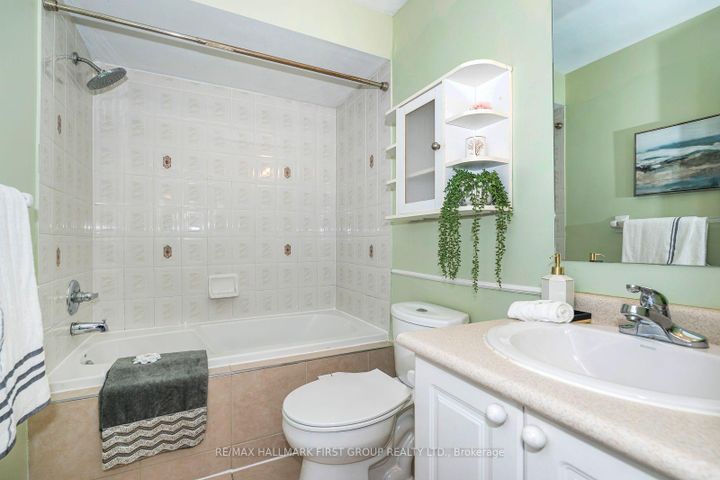 Photo 27 at 1636 Sarasota Crescent, Samac, Oshawa