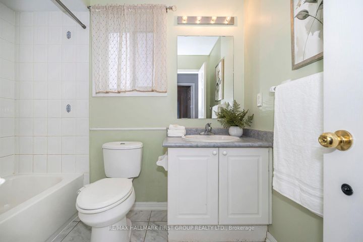 Photo 30 at 1636 Sarasota Crescent, Samac, Oshawa