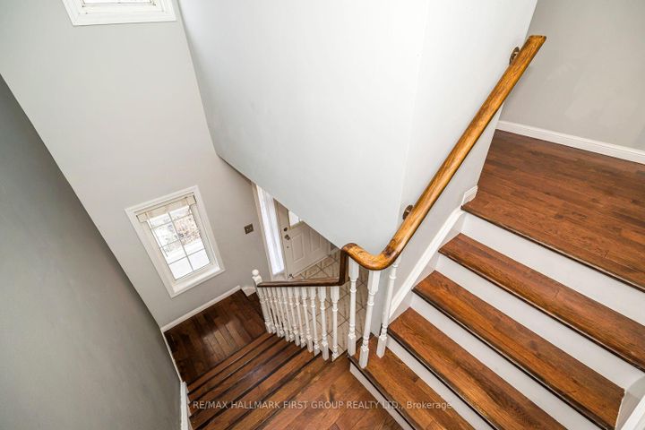 Photo 32 at 1636 Sarasota Crescent, Samac, Oshawa