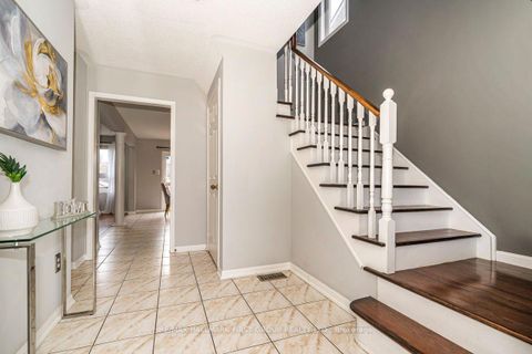 Photo 2 at 1636 Sarasota Crescent, Samac, Oshawa