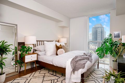 Photo 14 at 706 - 17 Michael Power Place, City Centre West, Toronto