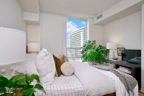 Photo 15 at 706 - 17 Michael Power Place, City Centre West, Toronto