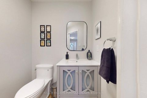 Photo 9 at 75 Monteith Crescent, Maple, Vaughan