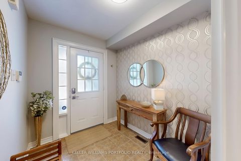 Photo 11 at 75 Monteith Crescent, Maple, Vaughan