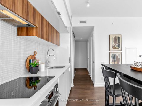 Photo 8 at 1210 - 185 Roehampton Avenue, Mount Pleasant West, Toronto