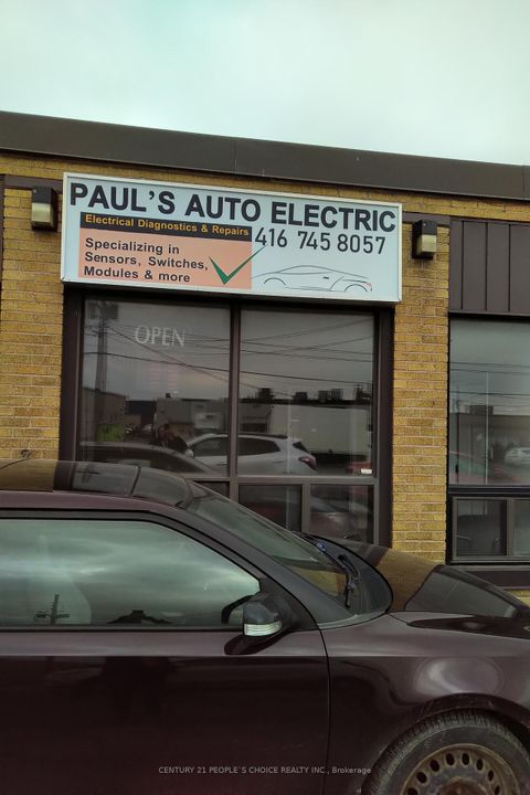 Photo 1 at 36 Brydon Drive W, Clairville, Toronto