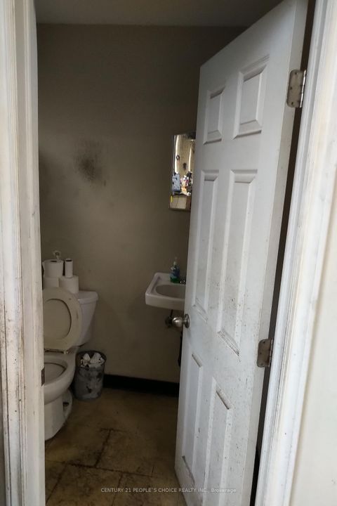 Photo 12 at 36 Brydon Drive W, Clairville, Toronto