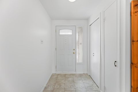 Photo 2 at 11 St Andrew's Court, Hills of St Andrew, Aurora