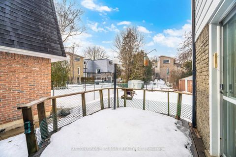 Photo 23 at 11 St Andrew's Court, Hills of St Andrew, Aurora