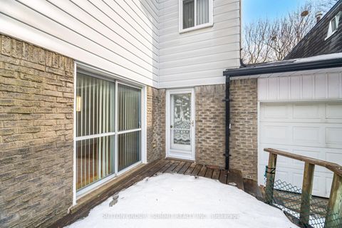 Photo 24 at 11 St Andrew's Court, Hills of St Andrew, Aurora