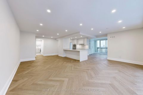 Photo 8 at 1001 - 40 Rosehill Avenue, Moore Park, Toronto