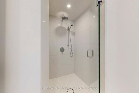 Photo 35 at 1001 - 40 Rosehill Avenue, Moore Park, Toronto