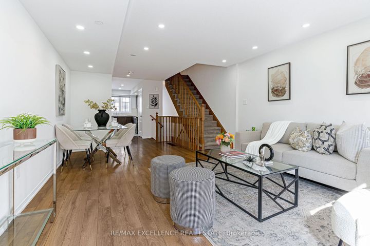 Photo 3 at 34 Pony Path, Windfields, Oshawa