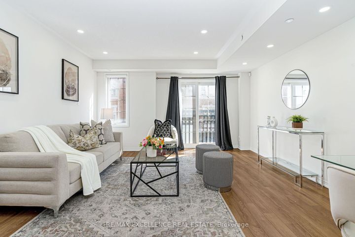 Photo 5 at 34 Pony Path, Windfields, Oshawa