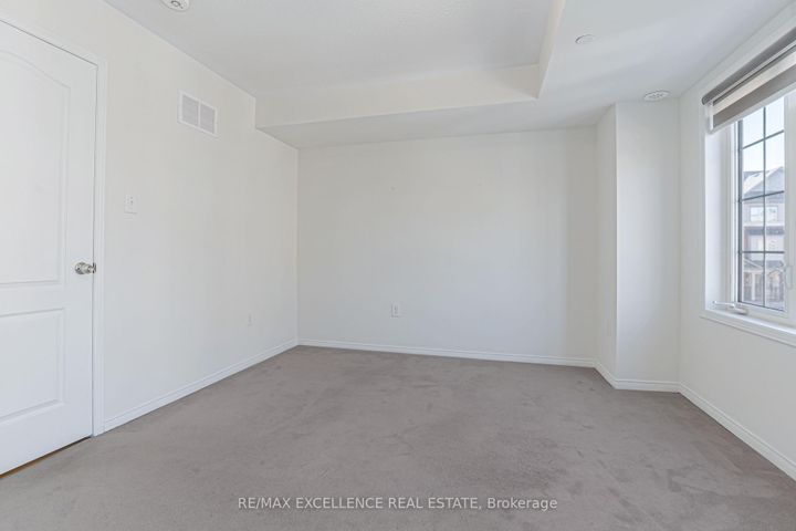 Photo 17 at 34 Pony Path, Windfields, Oshawa