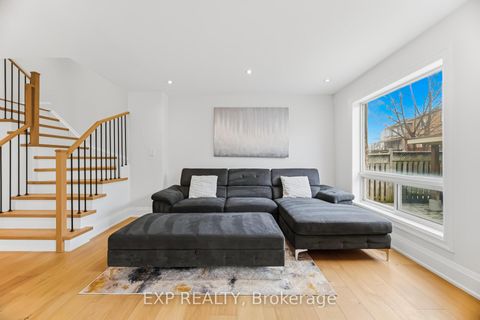 Photo 16 at 317 Bristol Road W, Hurontario, Mississauga