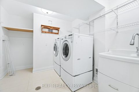 Photo 34 at 317 Bristol Road W, Hurontario, Mississauga